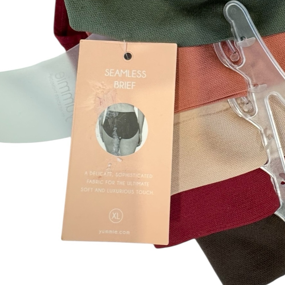 YUMMIE 5 Pack Solids Seamless Stretchy Comfy Tagfree Panties Briefs NWT Large - Picture 5 of 15